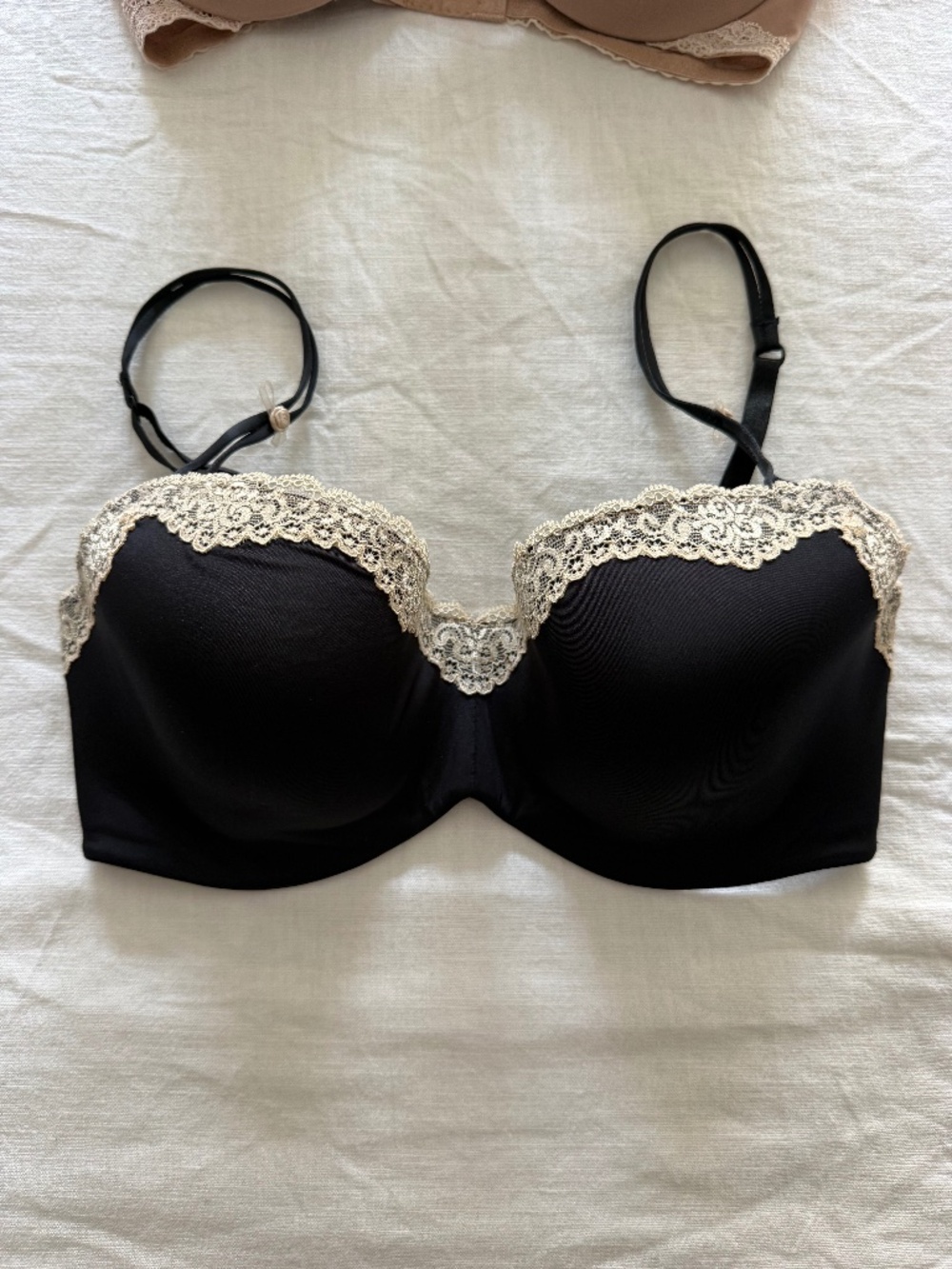 Brand New B. TEMPT'D T-Shirt Bra - Size 36DD